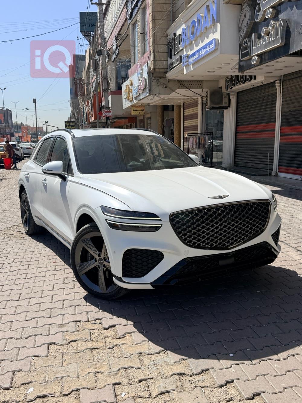 Genesis GV70